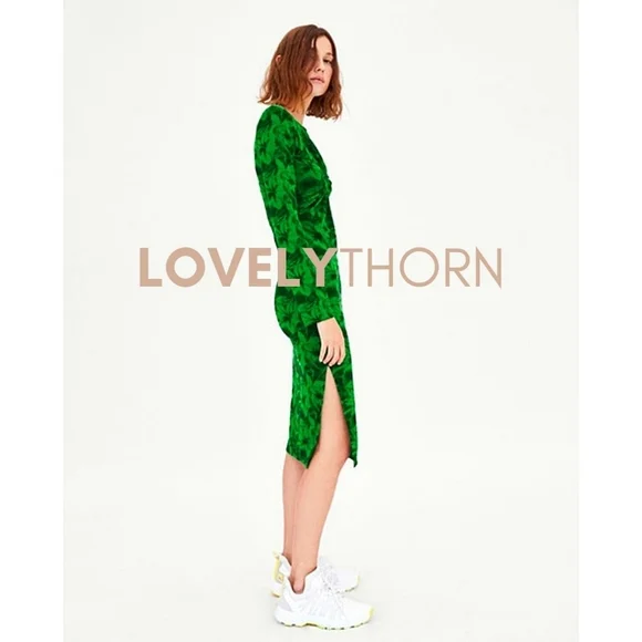 ZARA // kelly green floral printed fitted long sleeve side slit midi dress - Picture 4 of 11